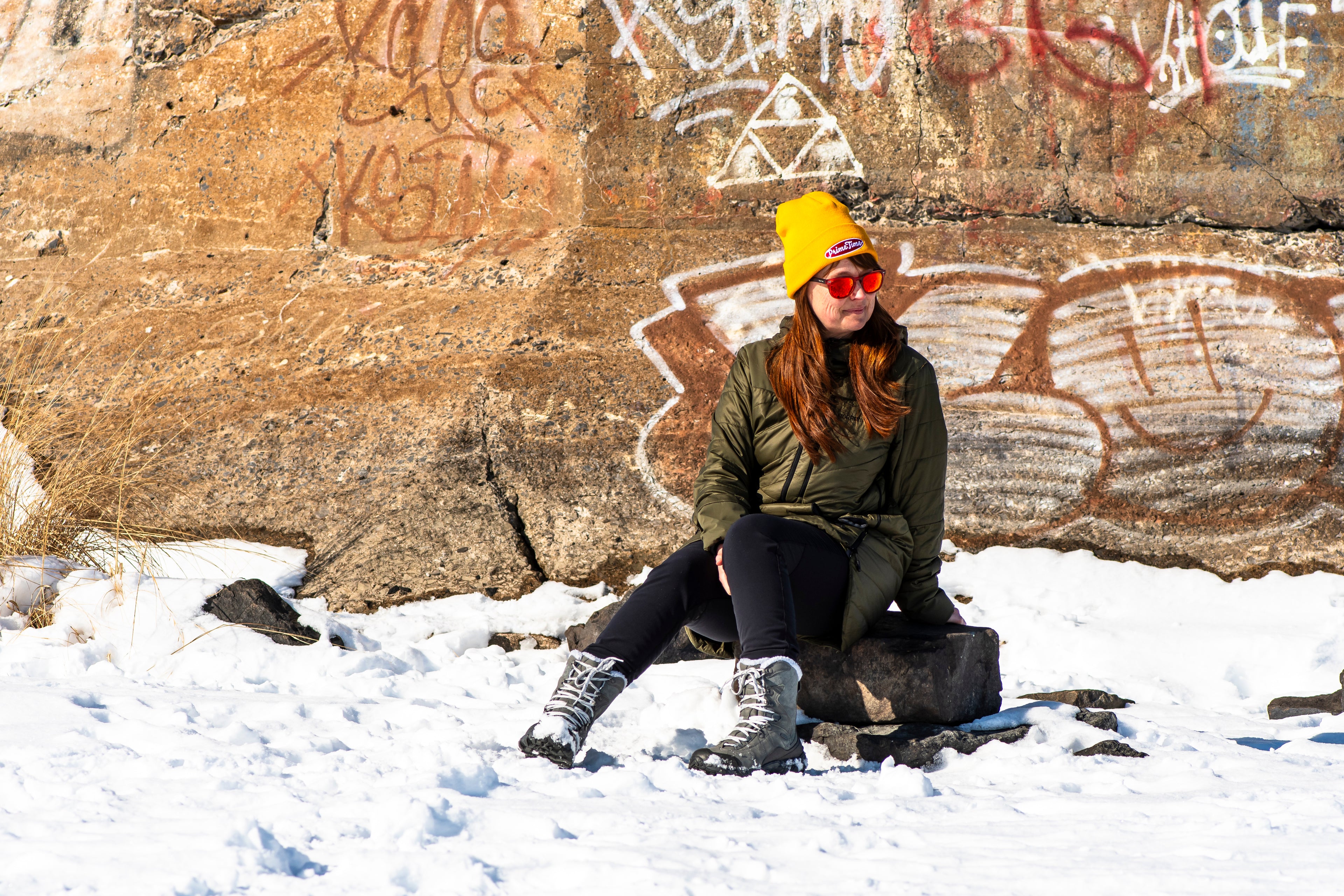 PrimeTime black tuque '26